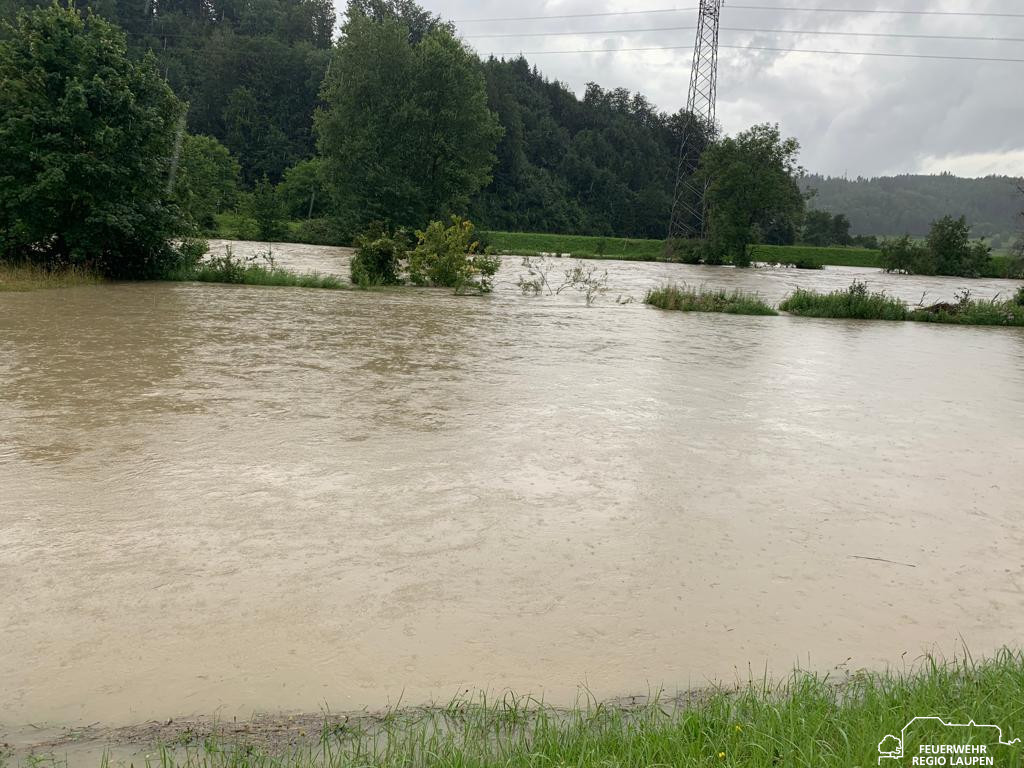 Saanedamm berflutet Feuerwehr Regio Laupen